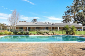 MarMel - Four bedroom home with pool and fire pit, Kangaroo Valley